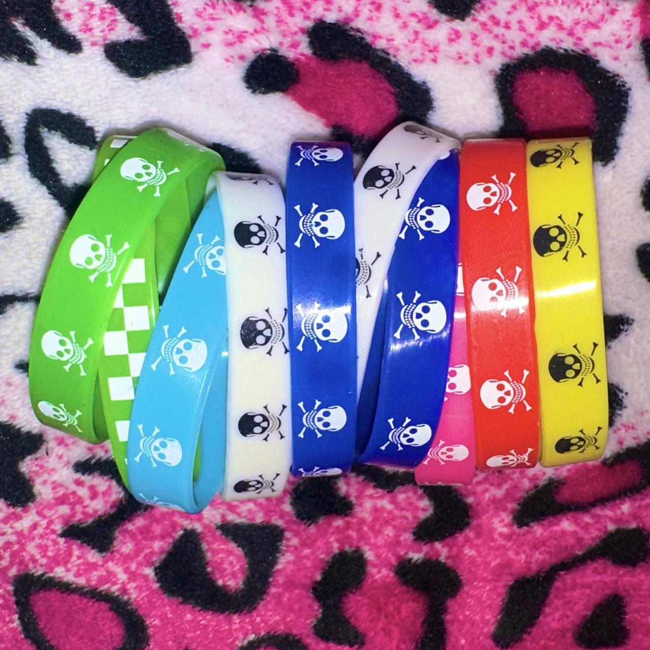 10 SCENE KID EMO COLORFUL SKULL AND 1 CHECKERED... - Depop