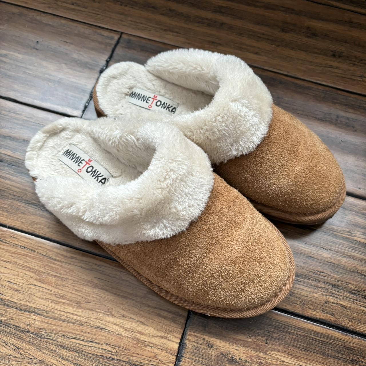 minnetonka slippers womens