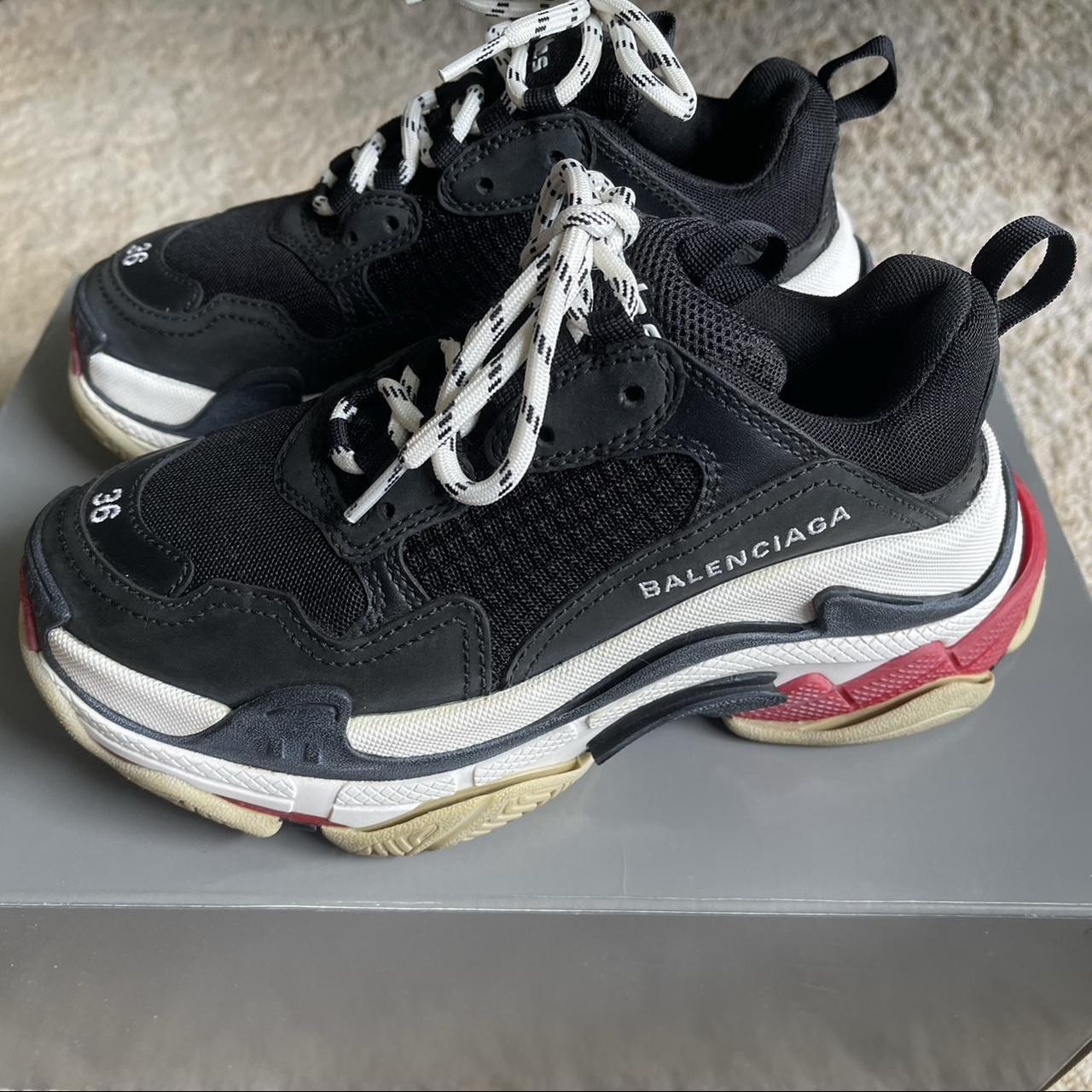 Balenciaga triple s hot sale black 36