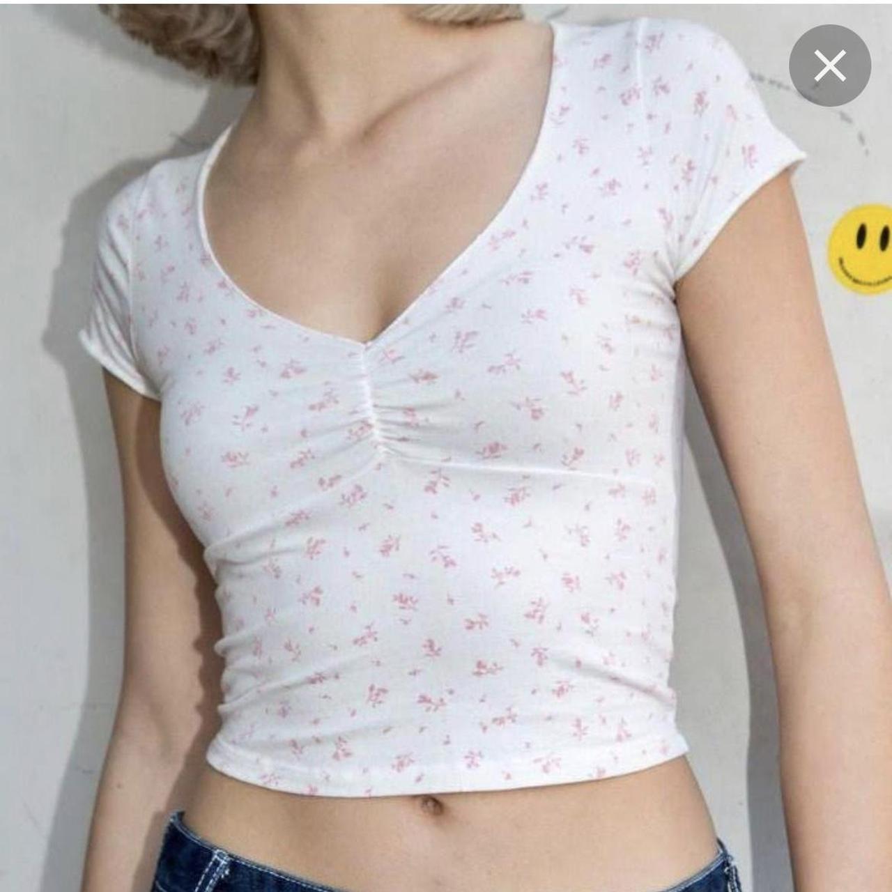 brandy melville white/pink floral gina top •... Depop
