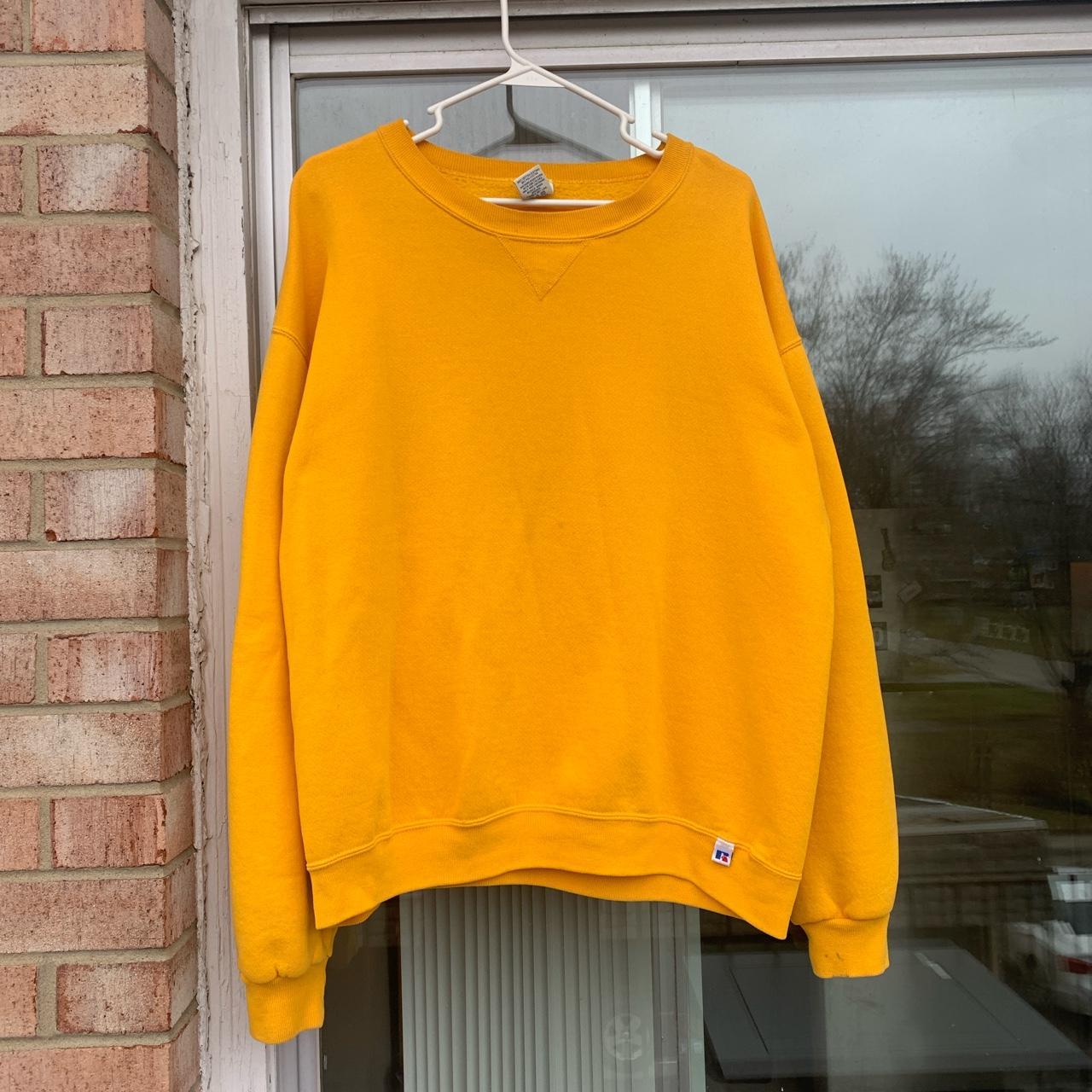 Russell Athletic Men's Yellow Sweatshirt Depop