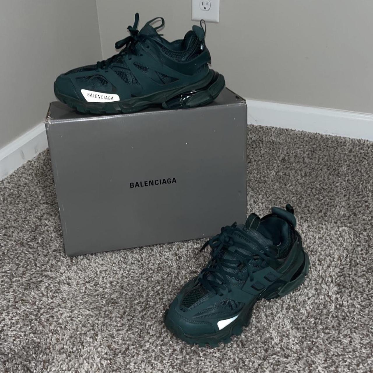 olive green balenciaga runners