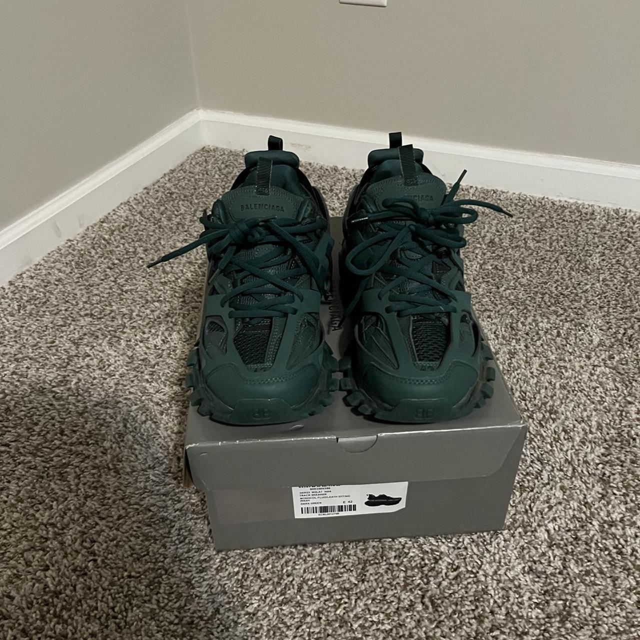 balenciaga race runners green