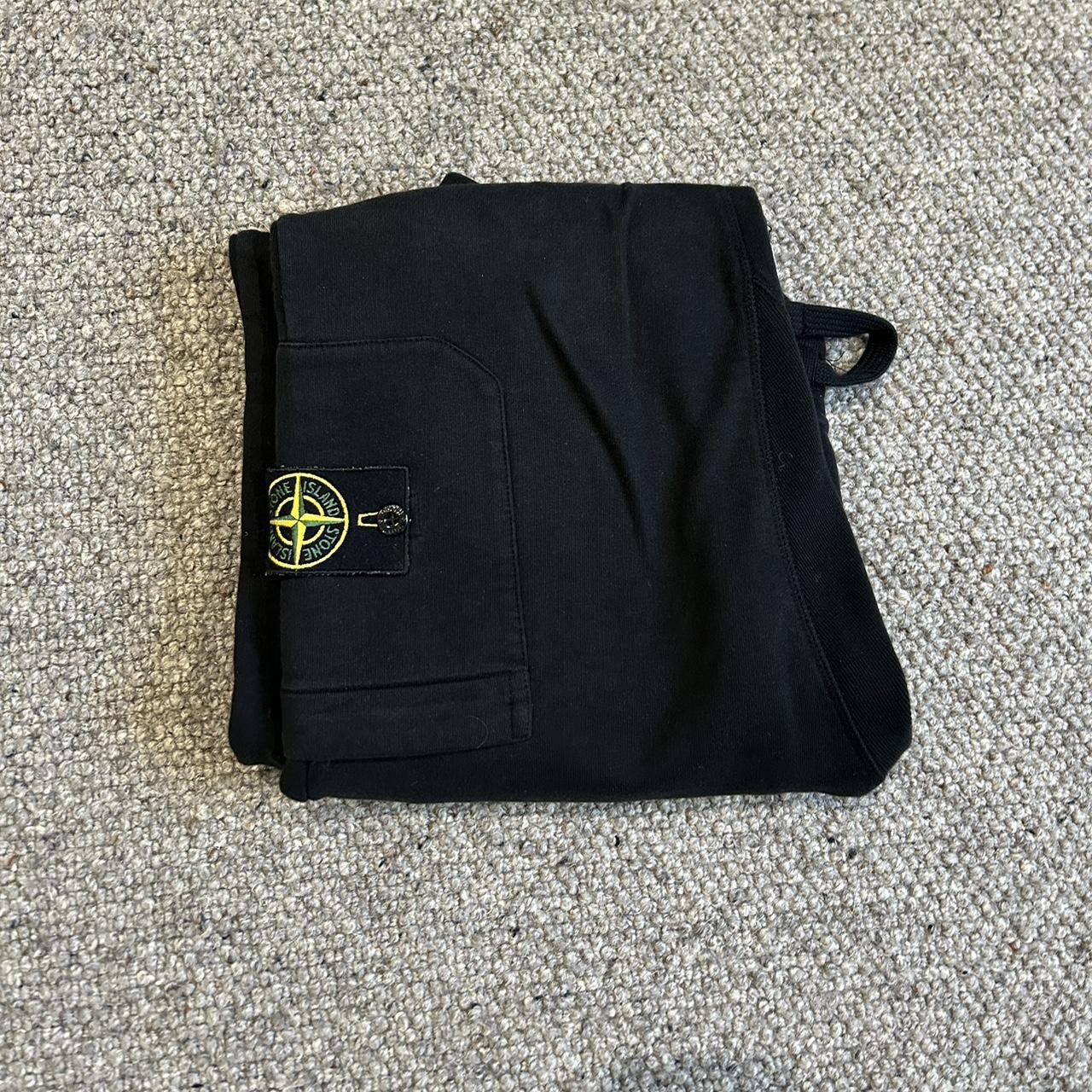 Stone island joggers black hot sale