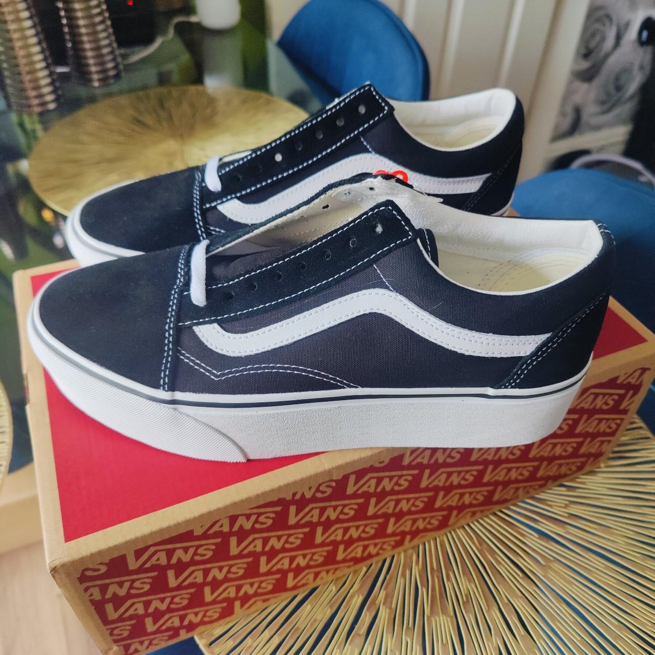 Vans ua old skool navy hotsell