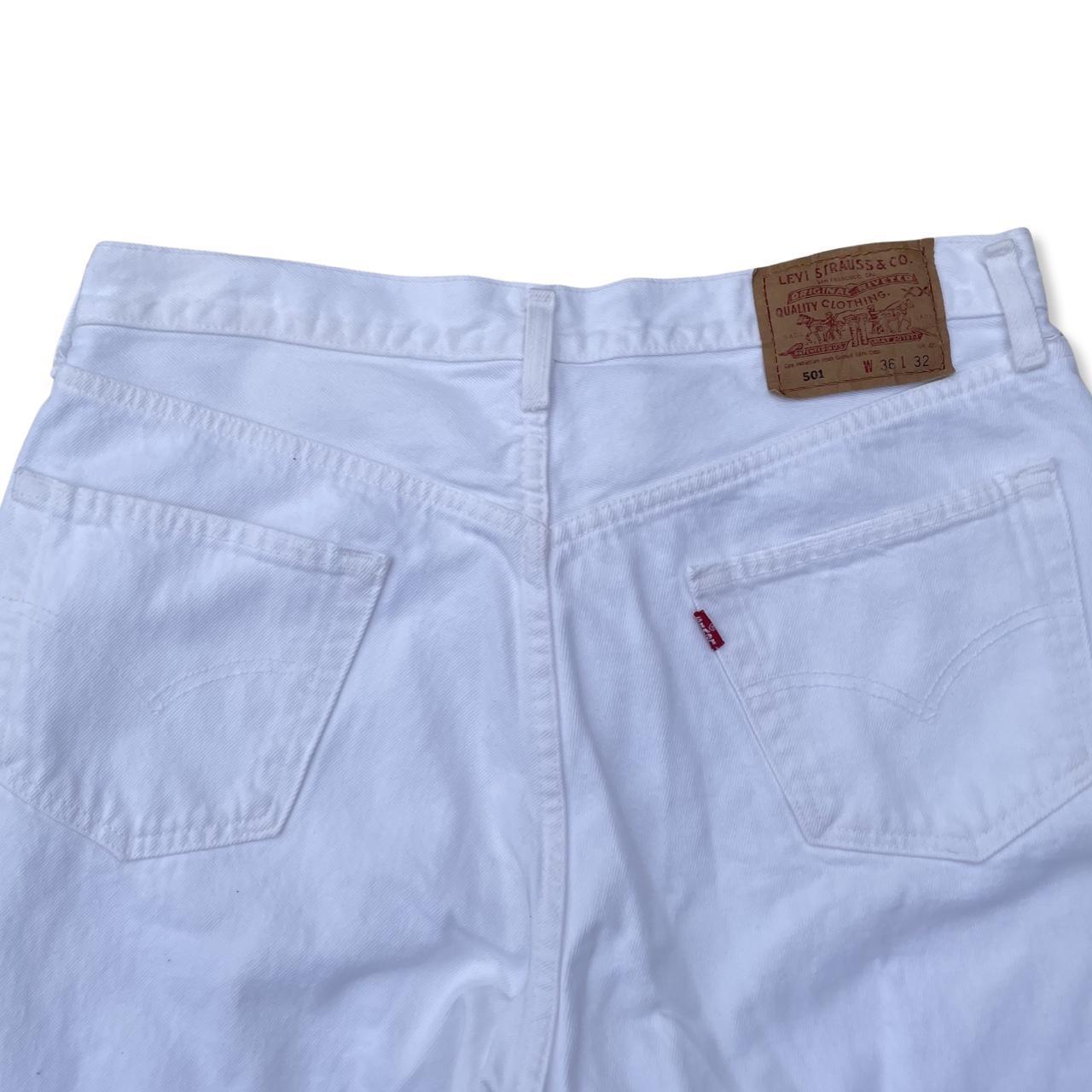 Levi's Men's White Jeans | Depop