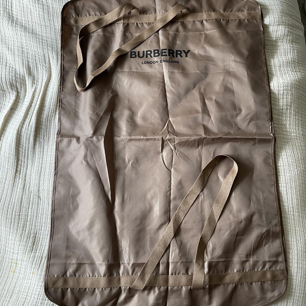 Burberry garment outlet bag