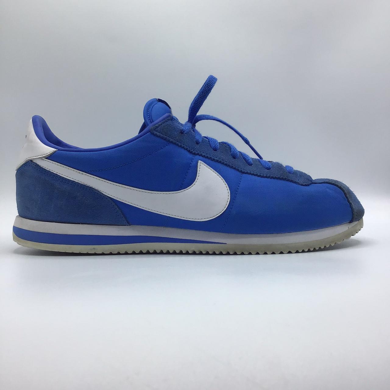 Signal blue nike store cortez