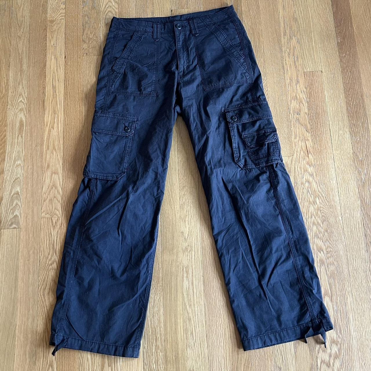 American Eagle black cargo pants size 8 great... - Depop