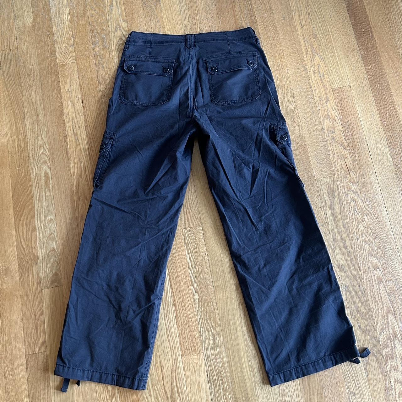 American Eagle black cargo pants size 8 great... - Depop