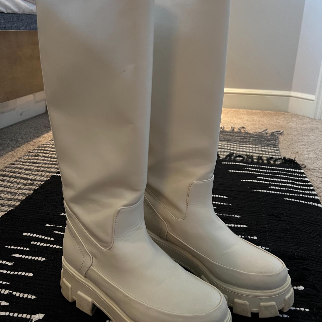 Circus by sam hot sale edelman white boots