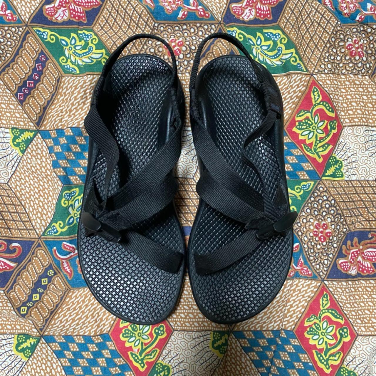 mens black chacos