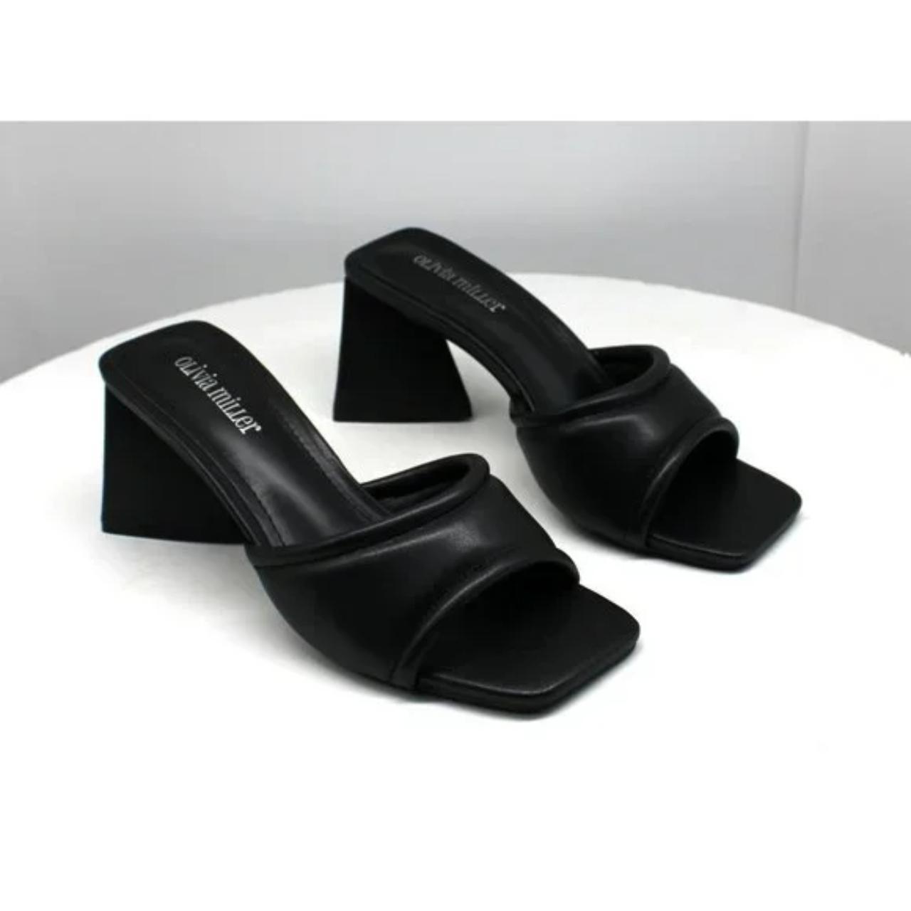 Olivia Miller Women's Black Sandals | Depop