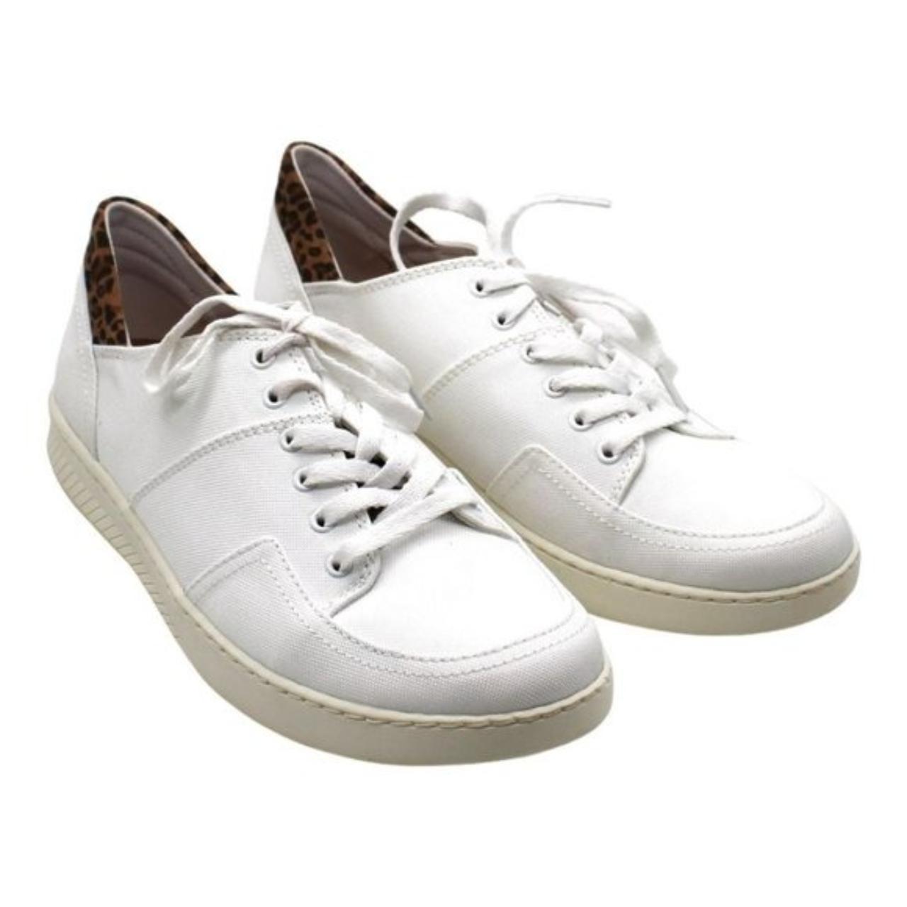 bare traps sneakers womens