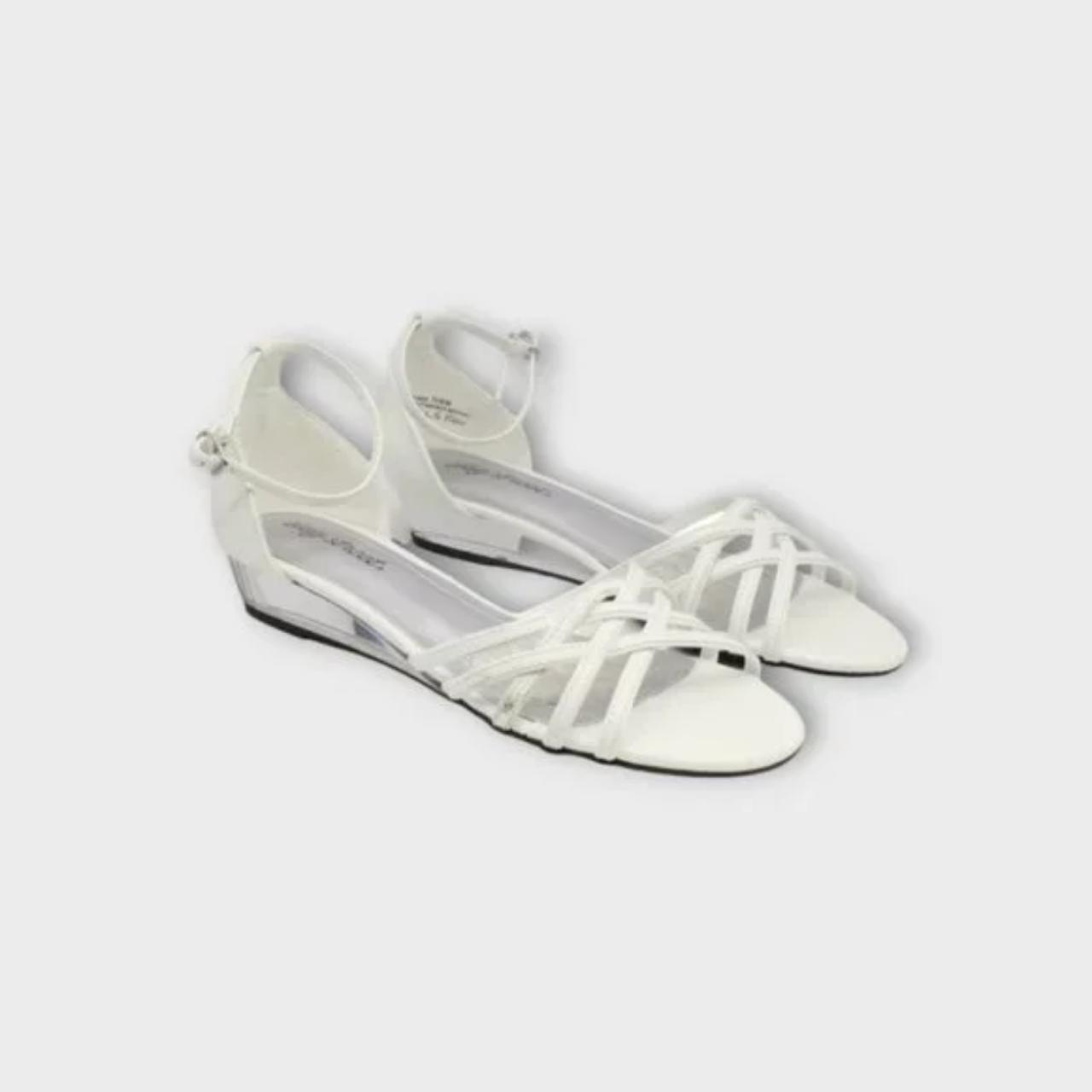 Easy street tarrah wedge sandal hot sale