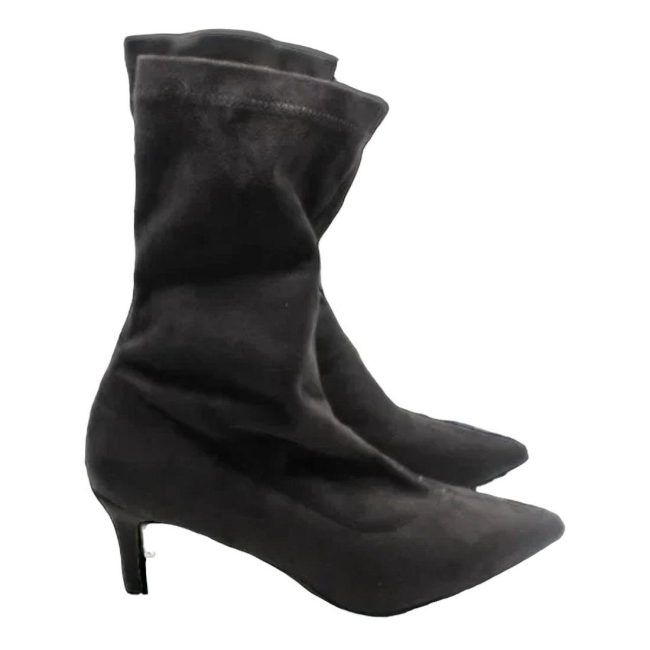 Halston booties fashion