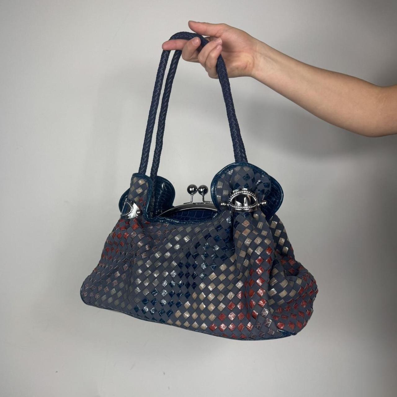item listed by resouk
