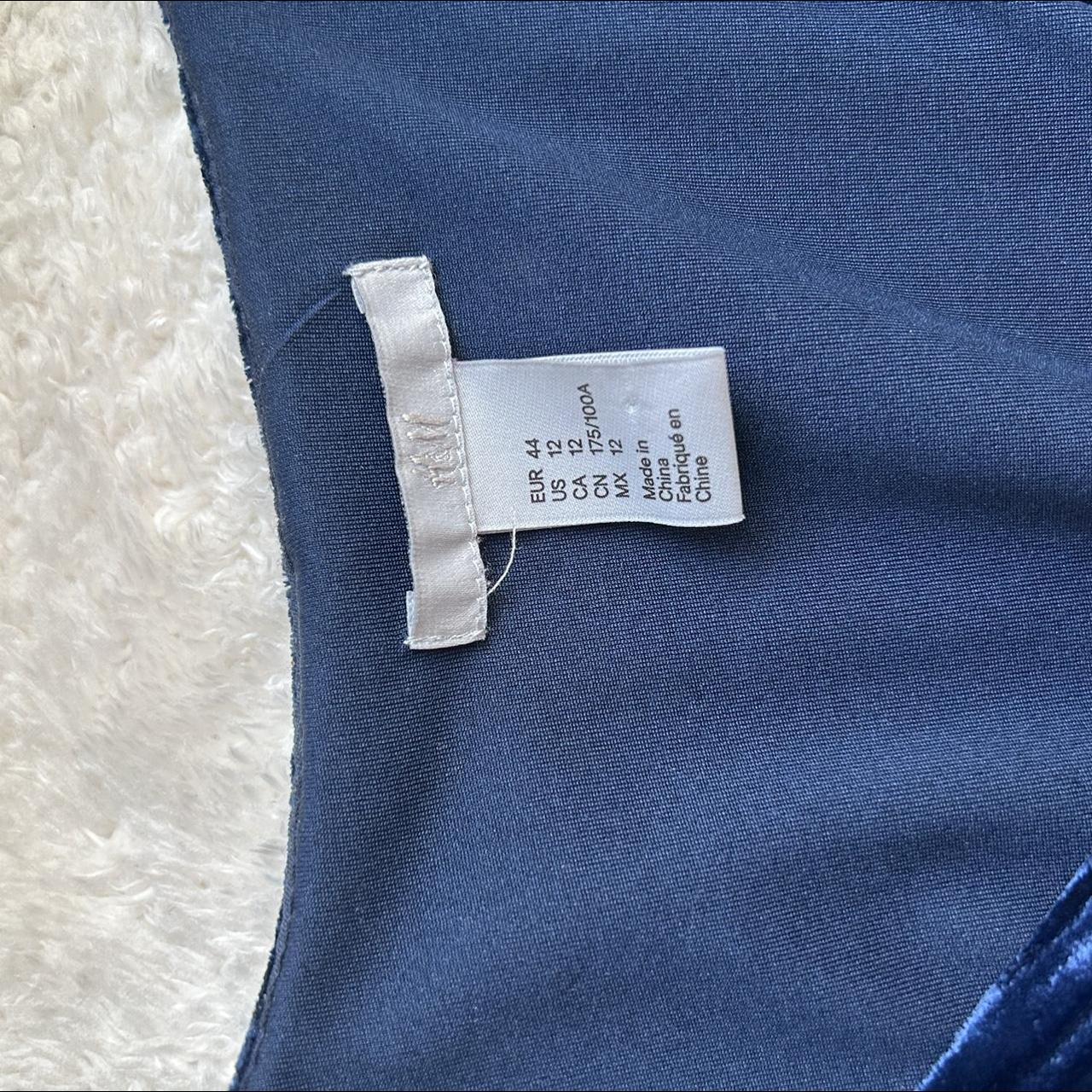 navy blue velvet long sleeve dress from H&M size 14... - Depop