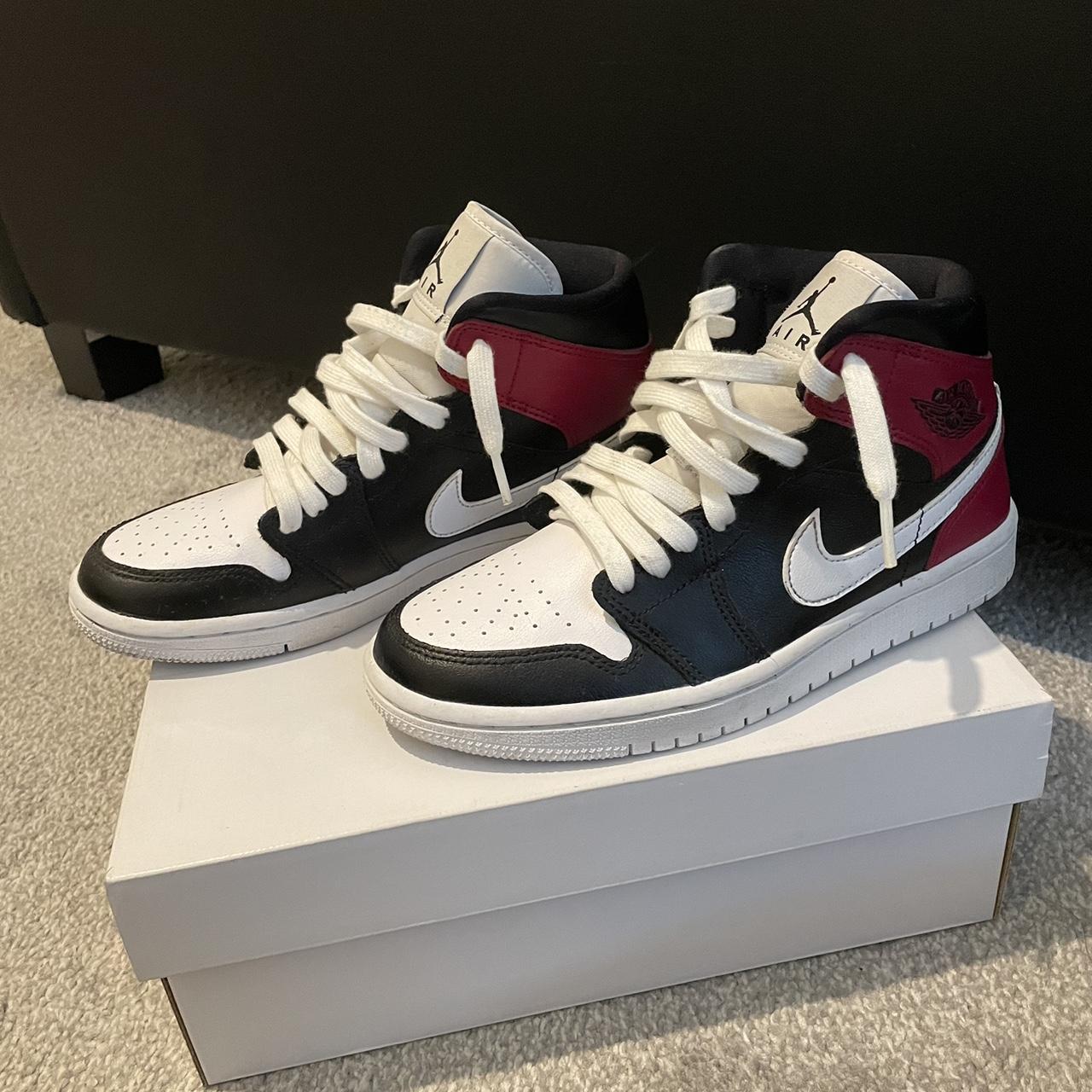 womens burgundy jordans