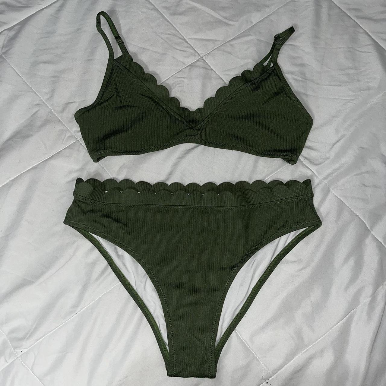 Cupshe Women's Green Bikinisandtankinisets Depop