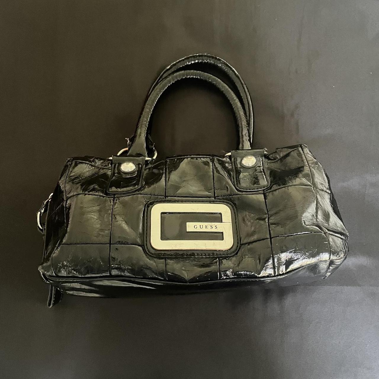 Patent leather handbag GUESS Black in Patent leather - 41178674