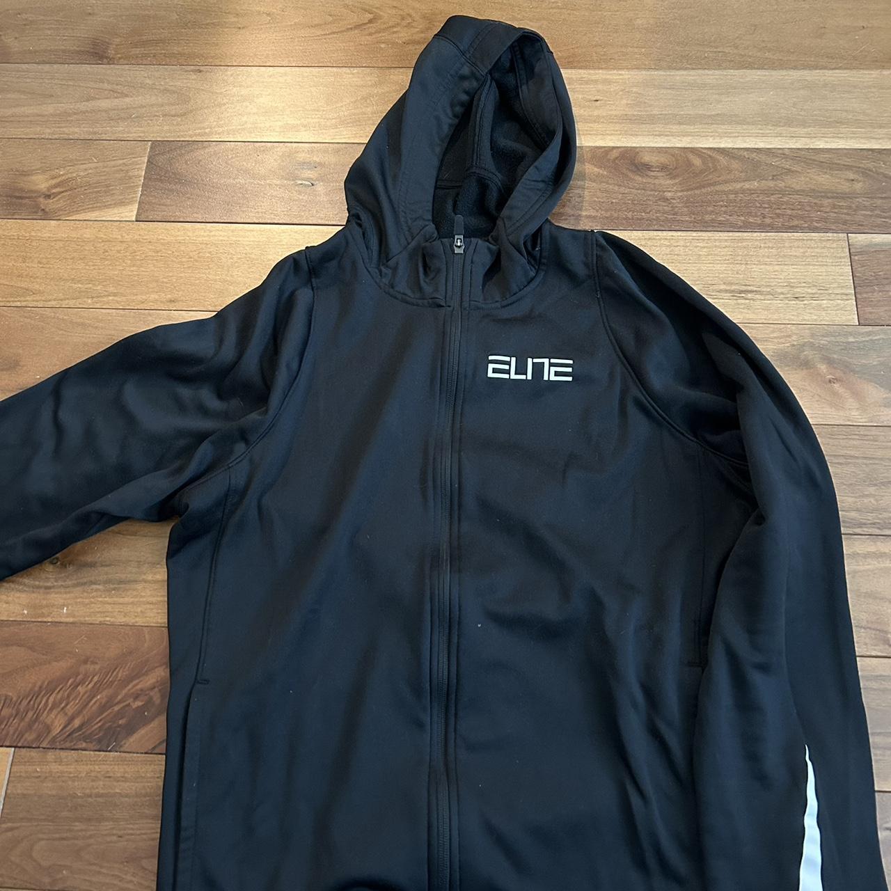 Nike elite zip up hoodie. Men s large not super Depop