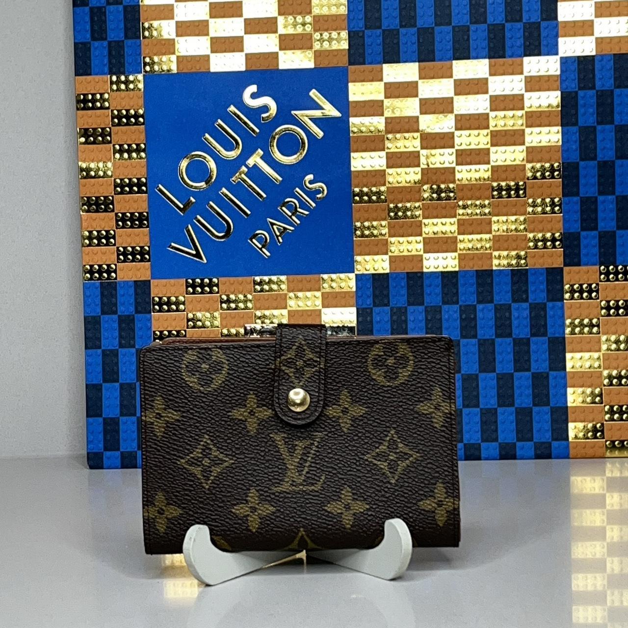 REAL monogrammed Louis Vuitton Zippy wallet! are you - Depop