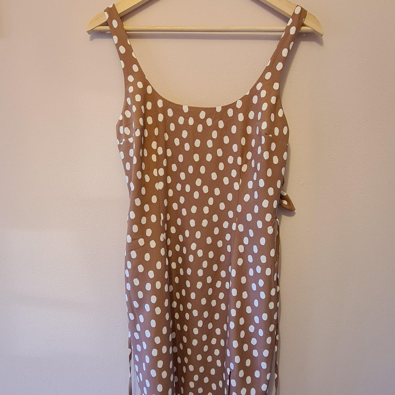 Abercrombie & Fitch Women's Brown and White Dress | Depop