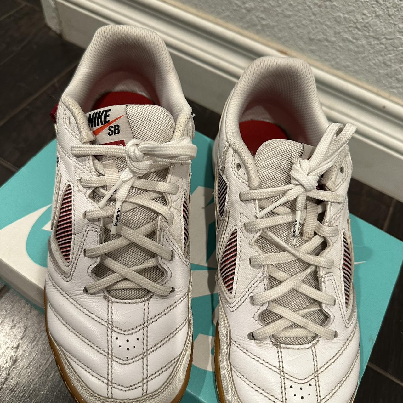 nike sb gato supreme white