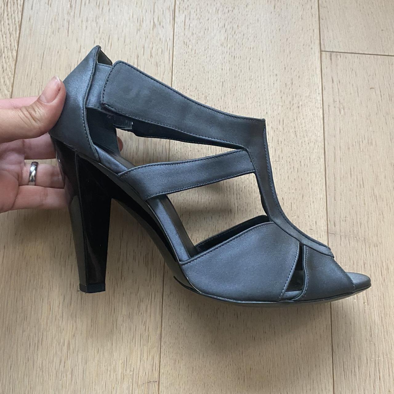 Balenciaga best sale heels navy