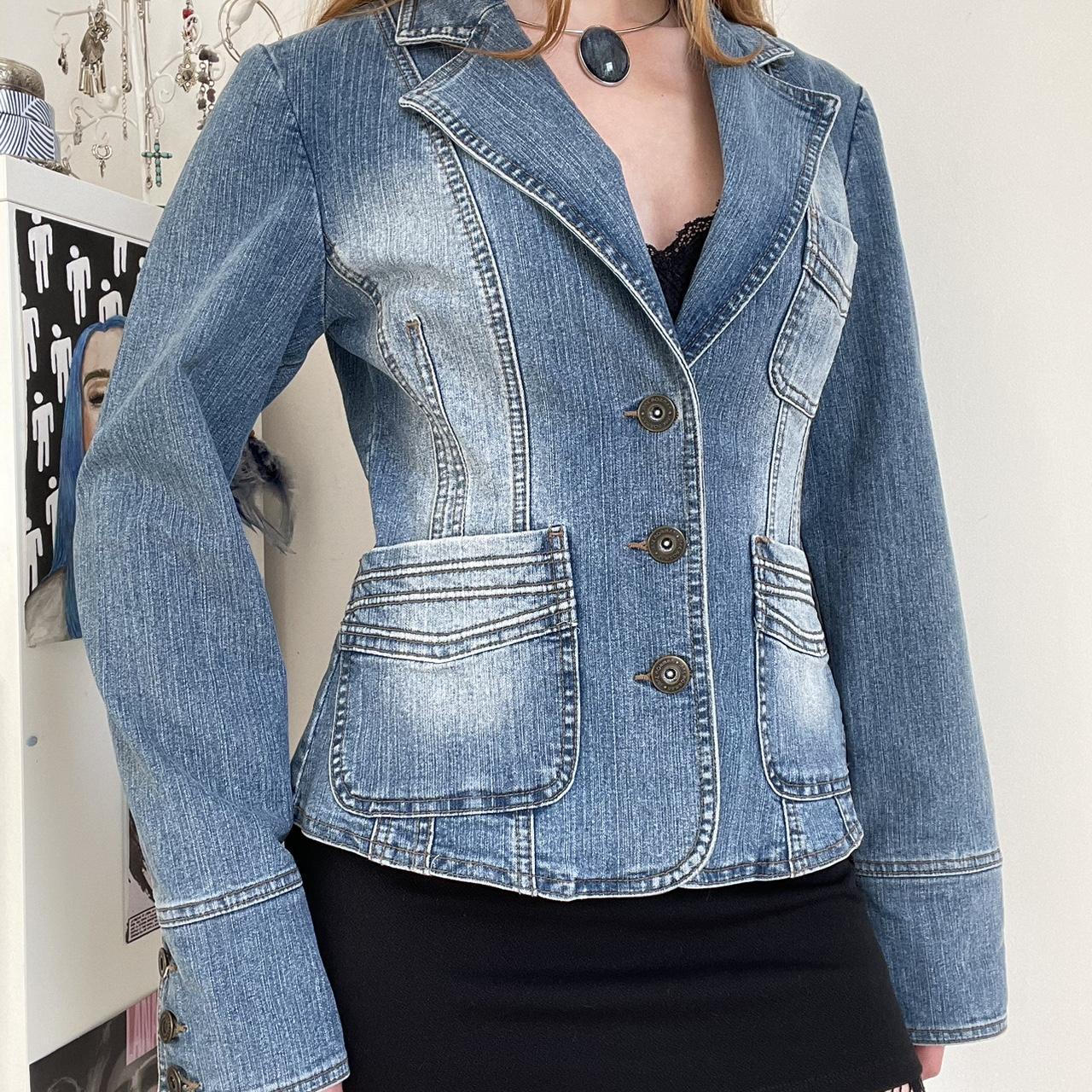 item listed by amelie_miagrace