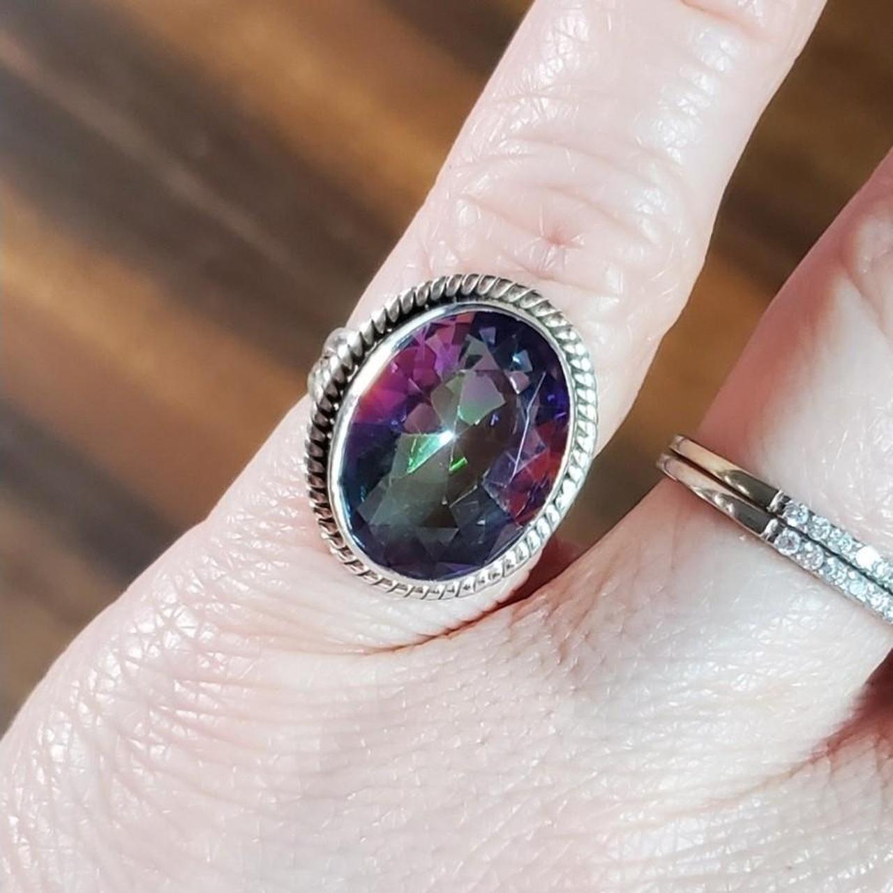 item listed by plumloved