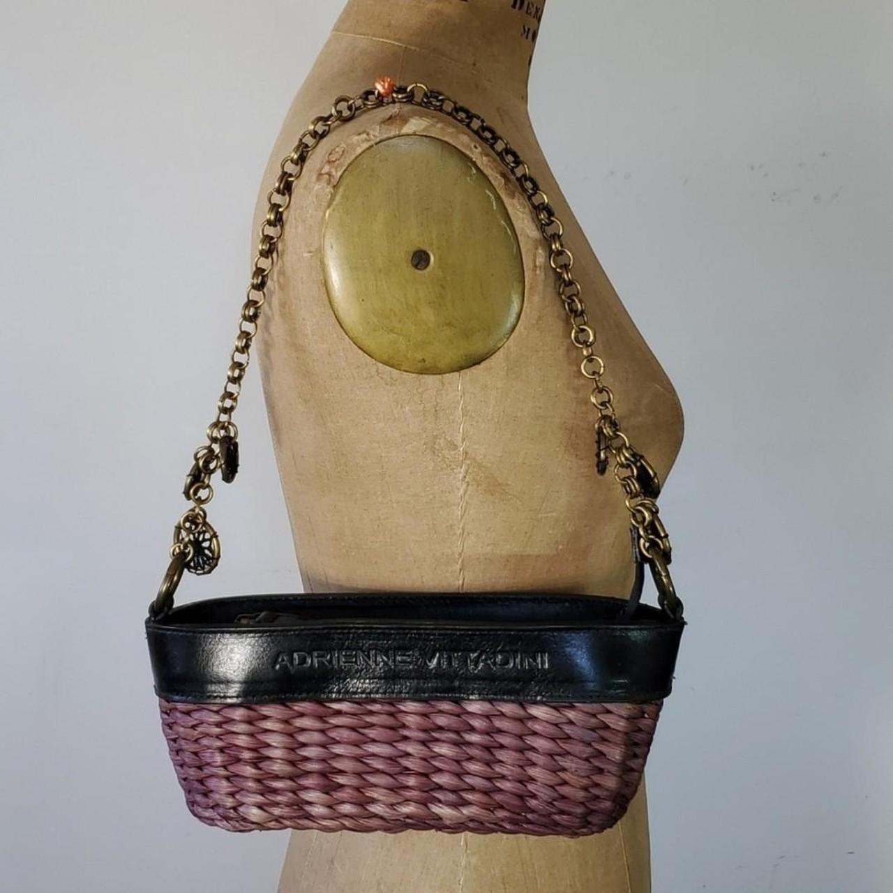 item listed by plumloved