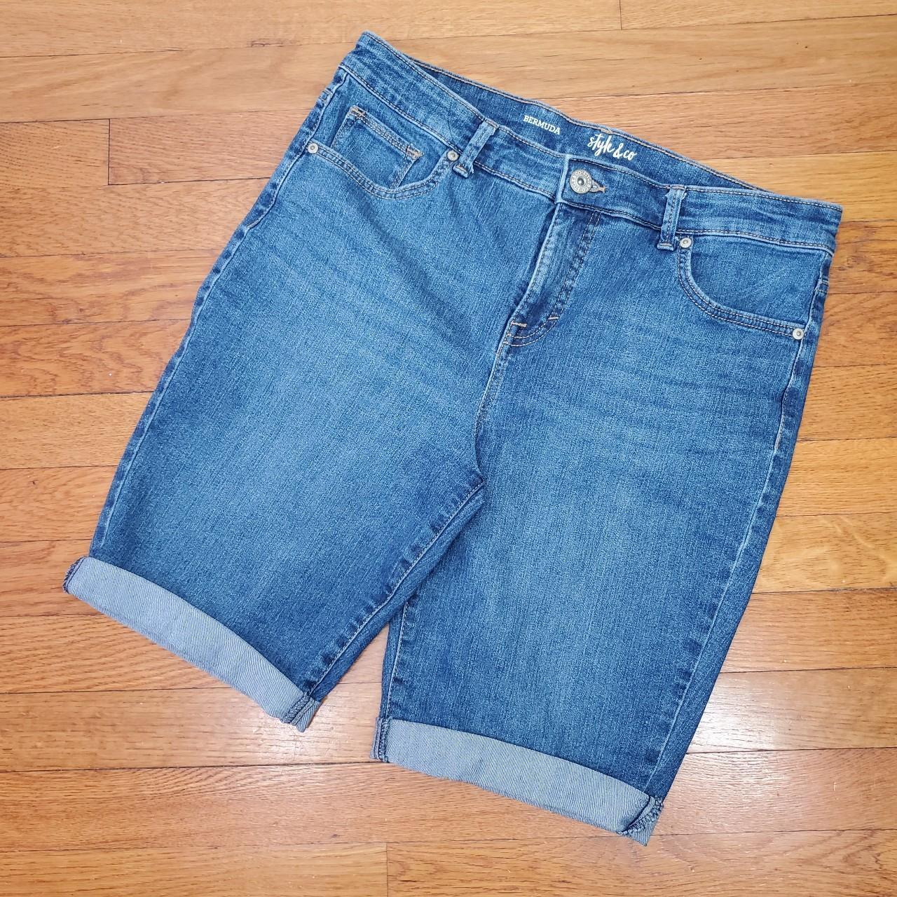 item listed by plumloved