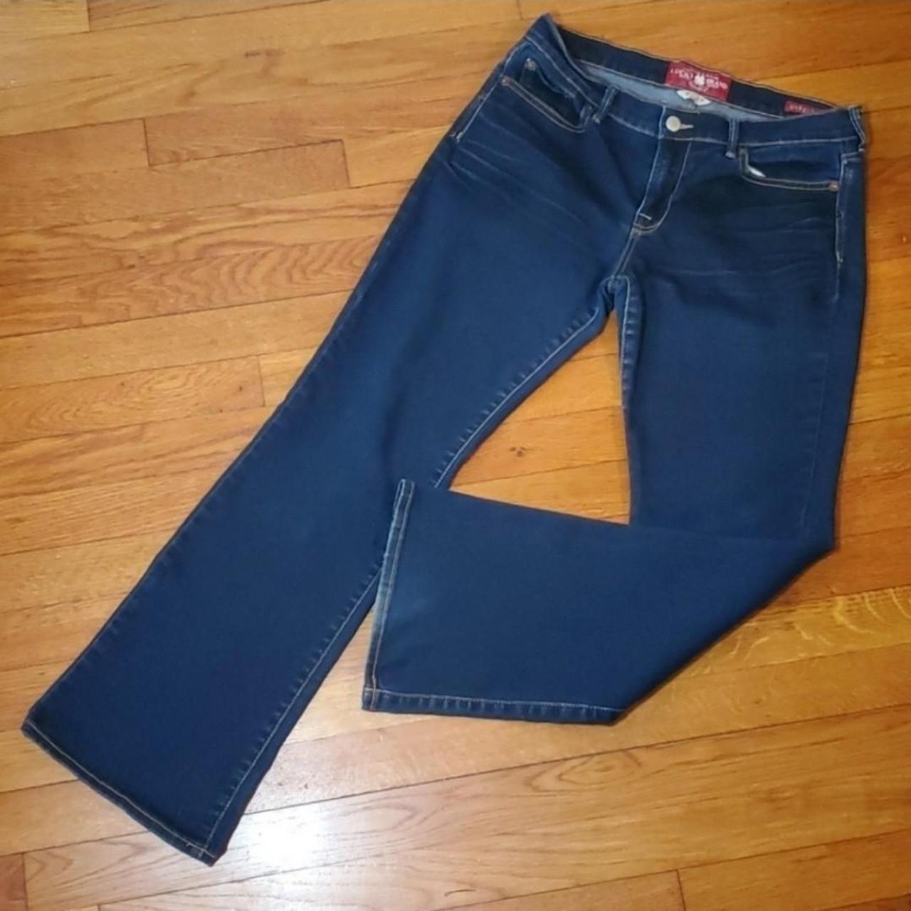item listed by plumloved