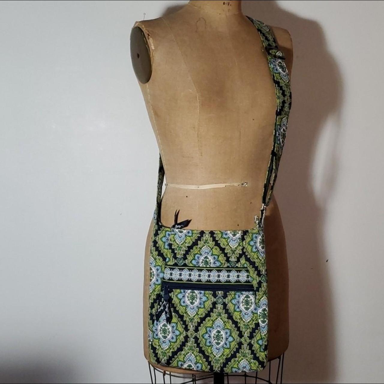 item listed by plumloved
