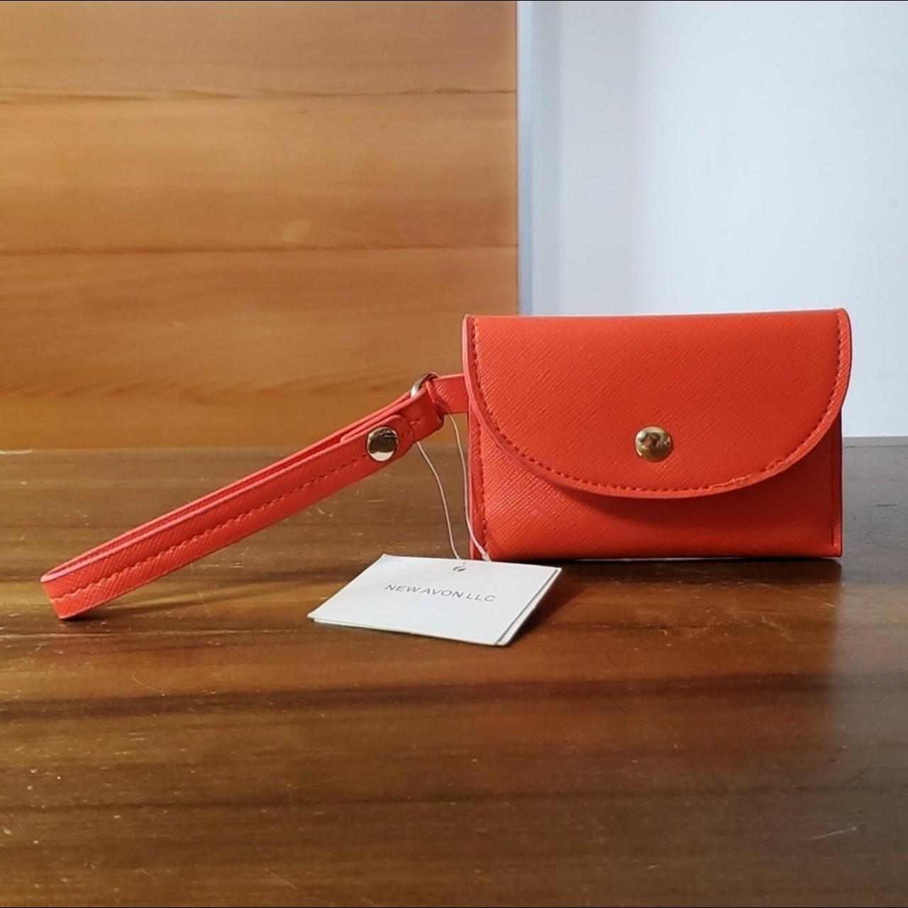 item listed by plumloved