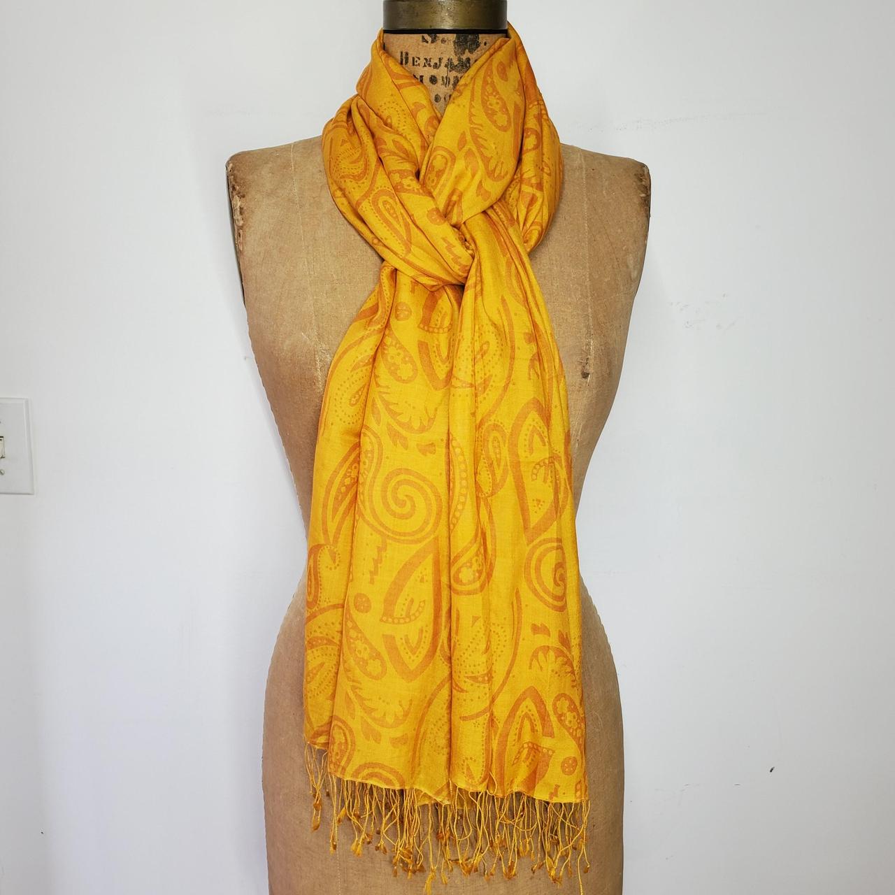 item listed by plumloved