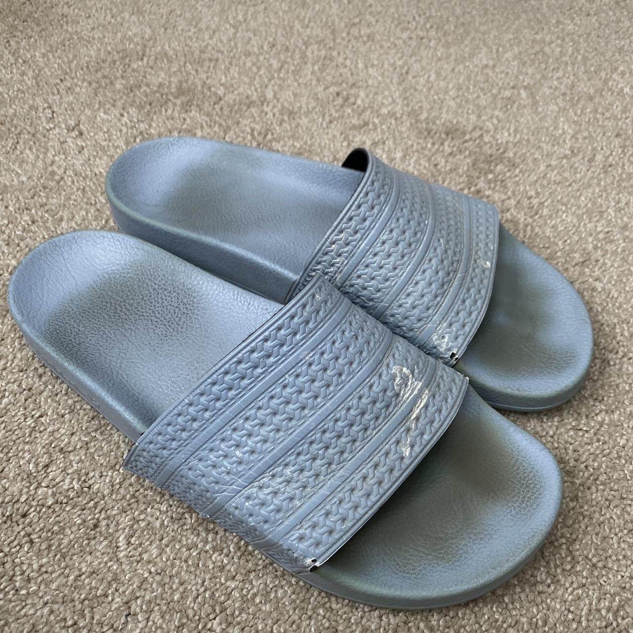 Light blue hotsell adidas slides