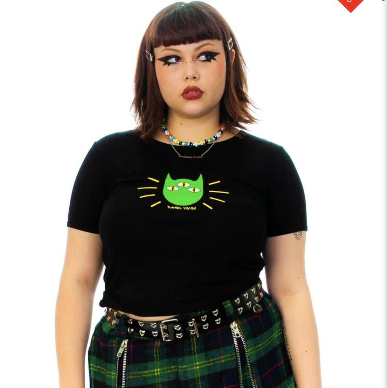 TUNNEL VISION PSYCHIC KITTY BABY TEE. 3x originally... Depop