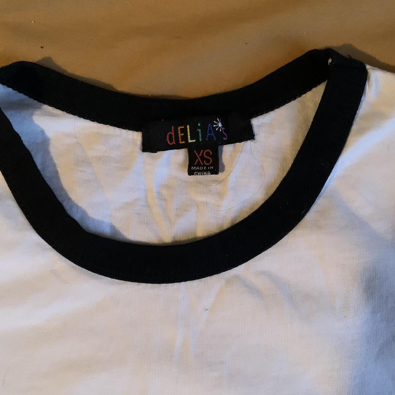 Delia's Women's White and Black T-shirt (2)