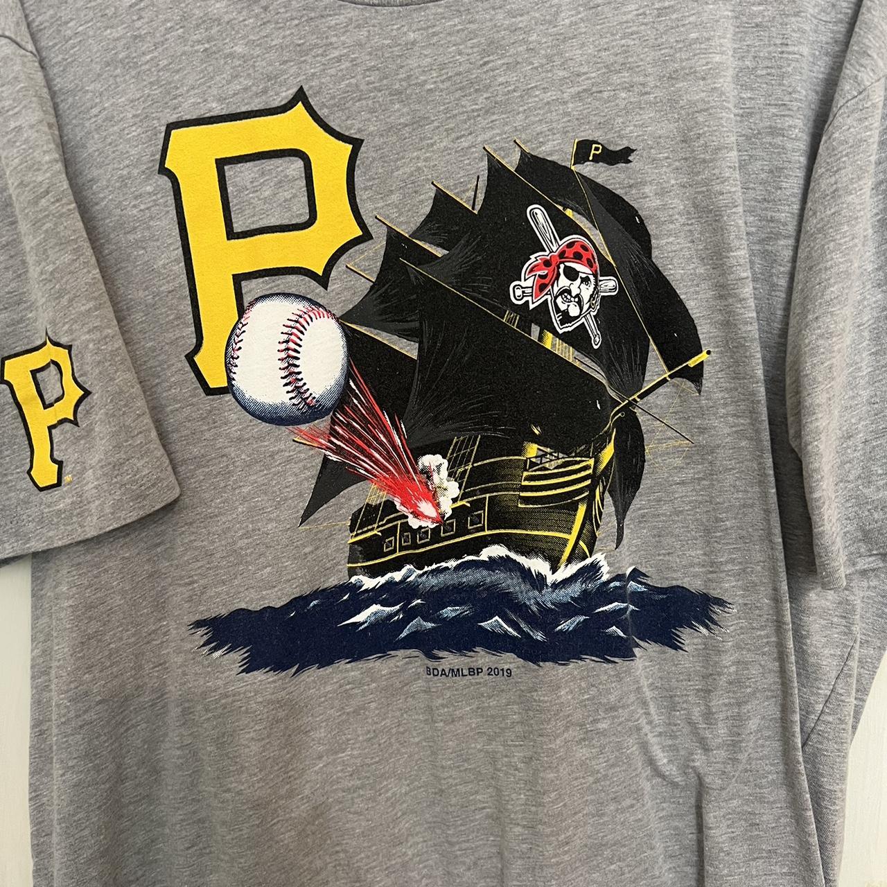 Vintage MLB Pittsburgh Pirates Looney Tunes T-Shirt, - Depop