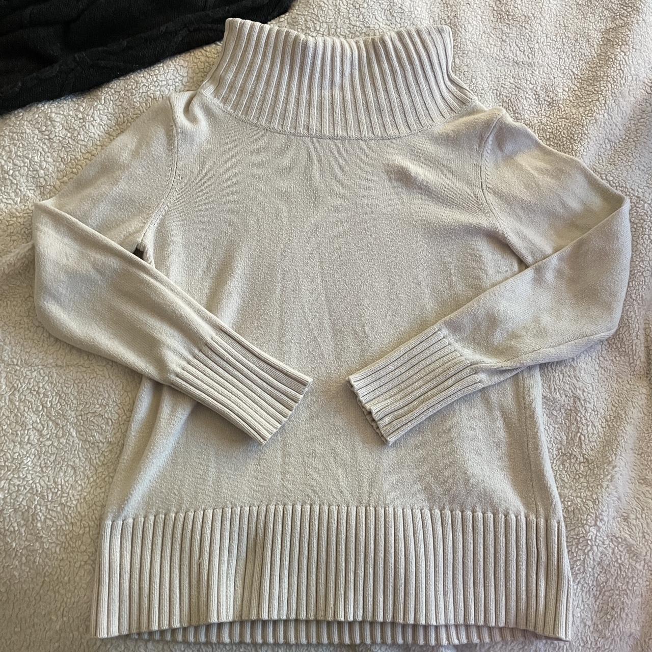 Ann Taylor Women's Jumper | Depop