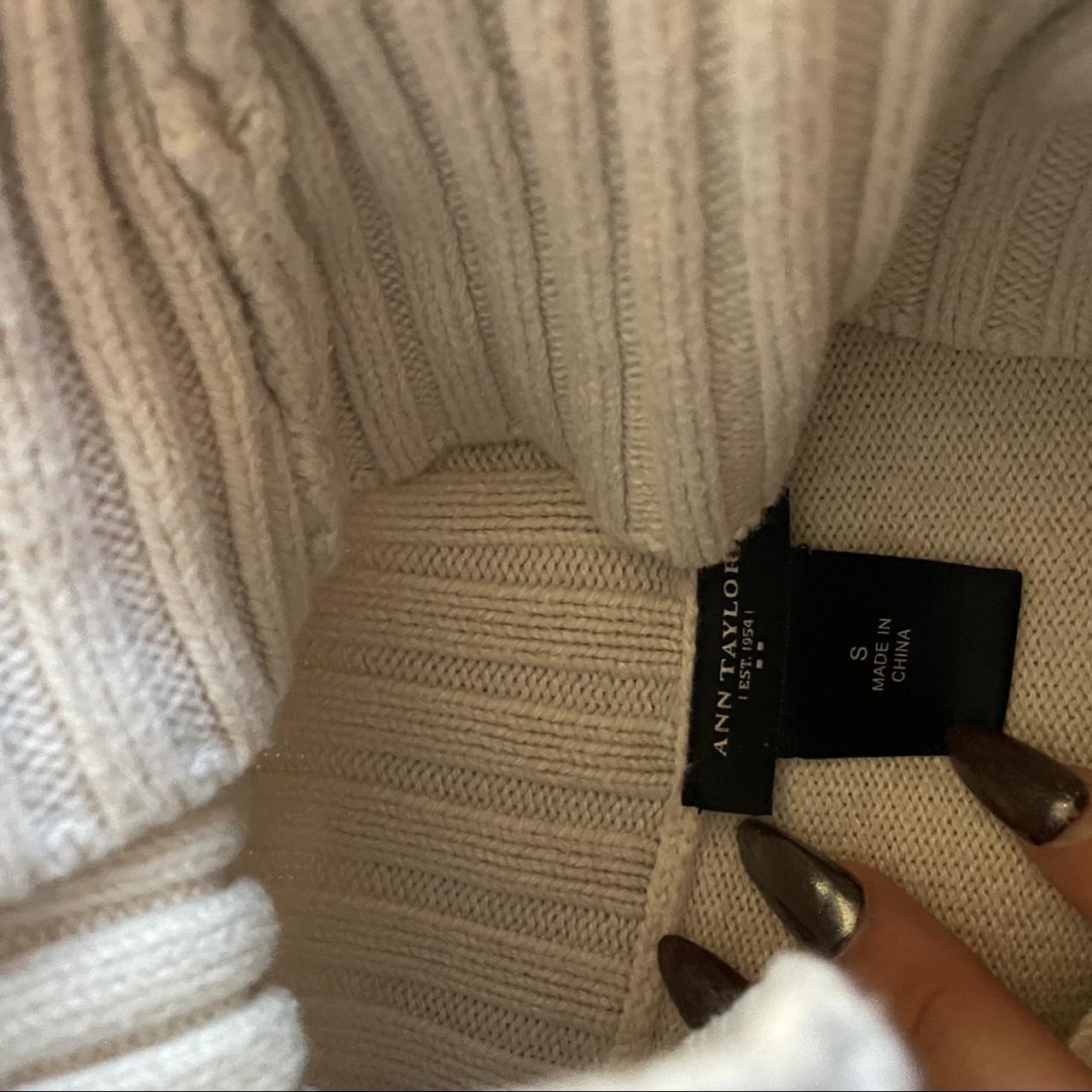 Ann Taylor Women's Jumper | Depop