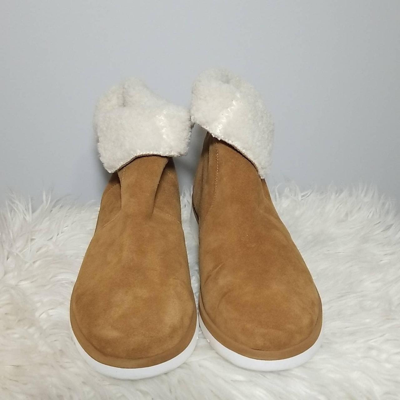 Susina hot sale suede booties