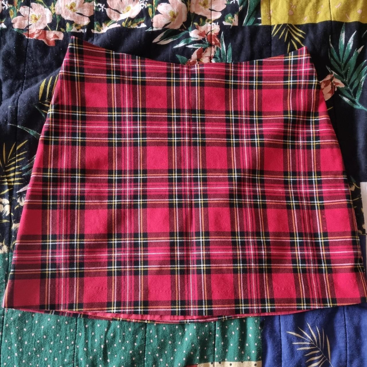 Plaid mini 2024 skirt monki