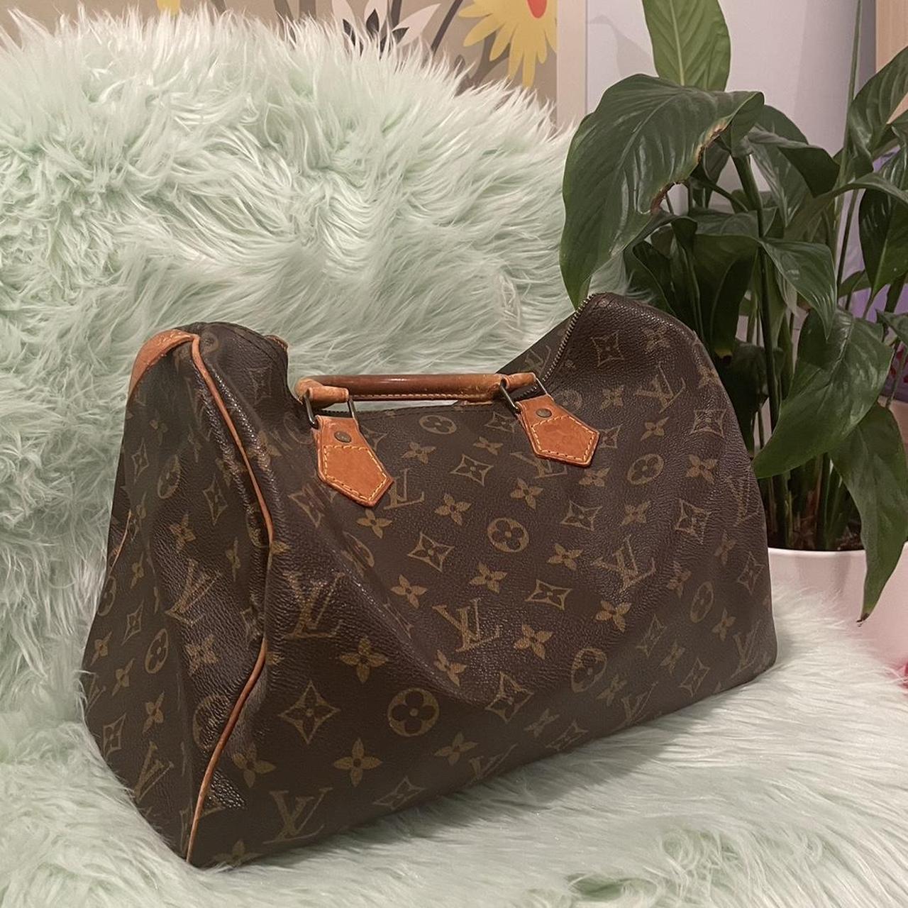 Authentic Louis Vuitton Speedy 30 bag outlet