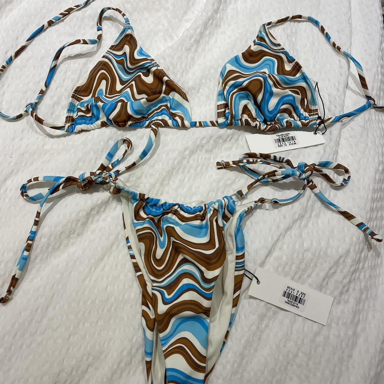 Glassons blue & brown triangle swirl bikini Top -... - Depop