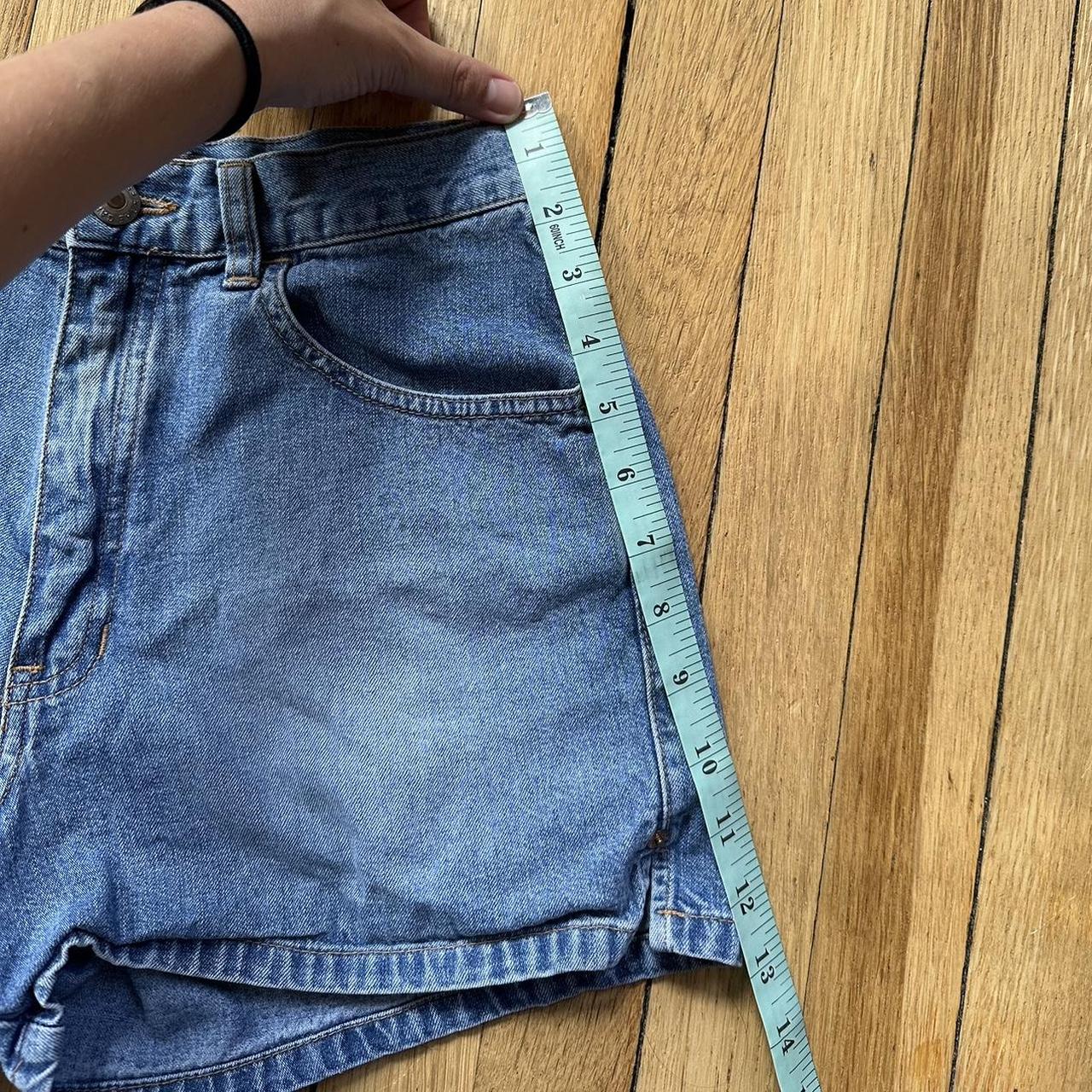 Gap Women's Shorts Depop