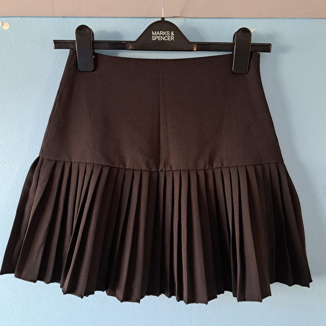 Black pleated skirt from femme luxe, has a side zip,... - Depop